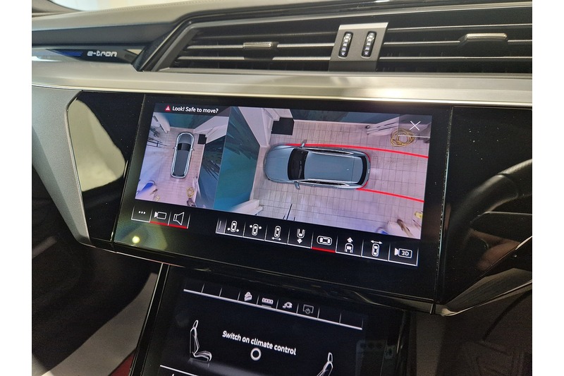 Used Audi e-tron 2022 for sale - 76625295: Photo 50