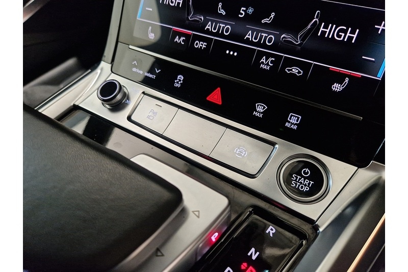 Used Audi e-tron 2022 for sale - 76625295: Photo 61