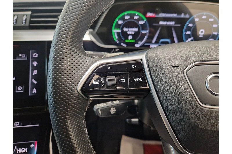 Used Audi e-tron 2022 for sale - 76625295: Photo 68