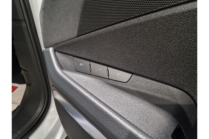 Used Audi e-tron 2022 for sale - 76625295: Photo 69