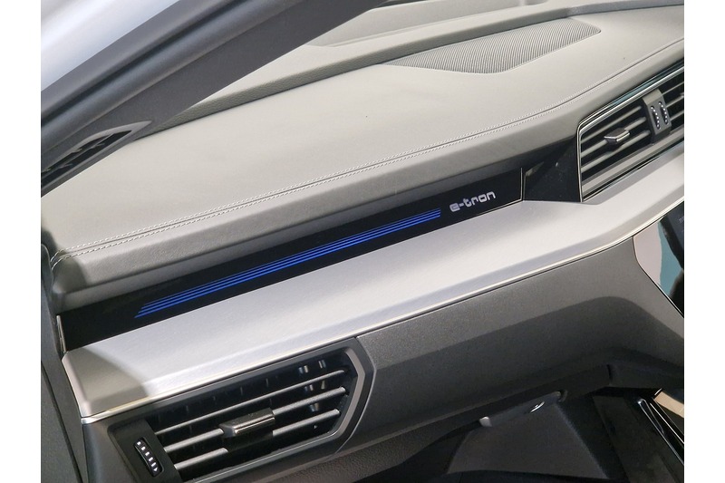 Used Audi e-tron 2022 for sale - 76625295: Photo 75