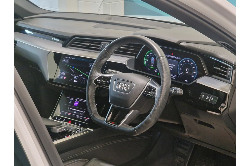 Used Audi e-tron 2022 for sale - 76625295: Photo 81