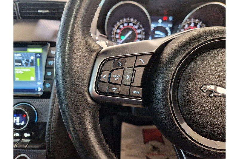 Used Jaguar F-Type 2018 for sale - 77579547: Photo 44