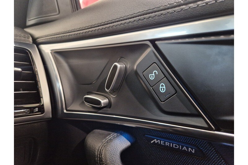 Used Jaguar F-Type 2018 for sale - 77579547: Photo 45