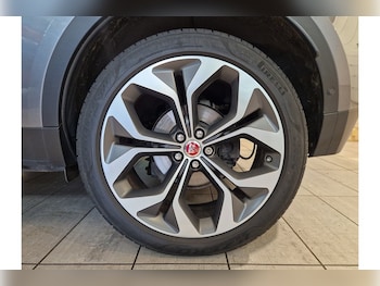 Used Jaguar E-Pace 2019 for sale - 78710415: Photo