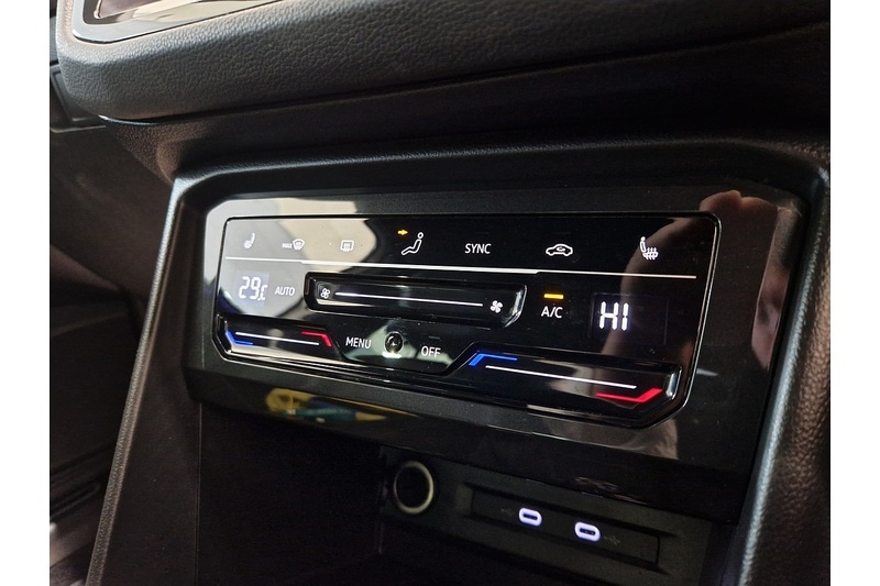 Used Volkswagen Tiguan 2022 for sale - 78045177: Photo 41