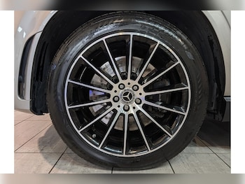 Used Mercedes-Benz GLE 2021 for sale - 79370105: Photo