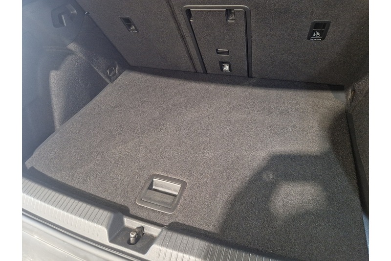 Used Volkswagen Golf 2020 for sale - 77107275: Photo 24