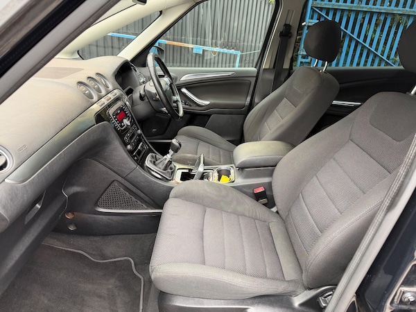 Used Ford S-Max 2011 for sale - 76314532: Photo 14