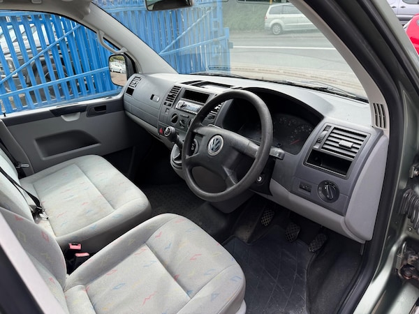 Used Volkswagen Transporter 2004 for sale - 76213978: Photo 14