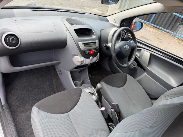 Used Toyota AYGO 2006 for sale - 76239456: Photo 13