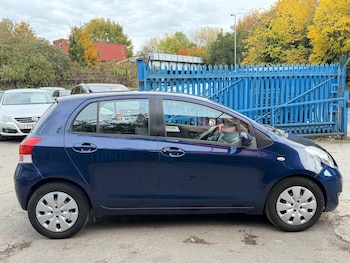 Used Toyota Yaris 2009 for sale - 76326672: Photo