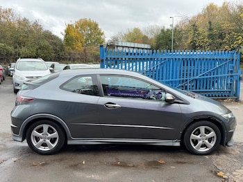 Used Honda Civic 2010 for sale - 76432881: Photo