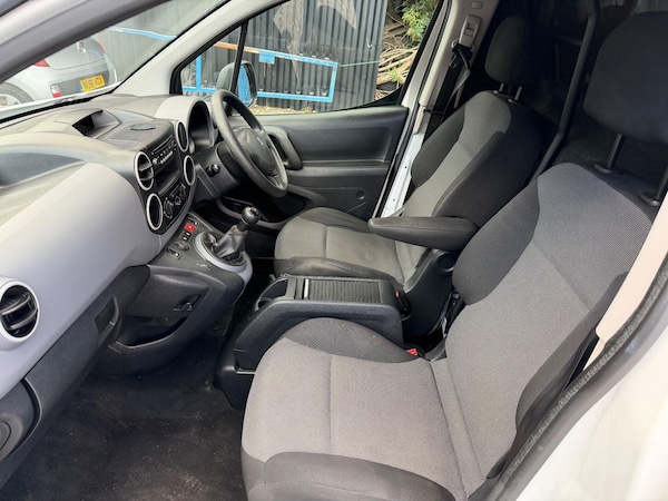 Used Peugeot Partner 2017 for sale - 76215599: Photo 16
