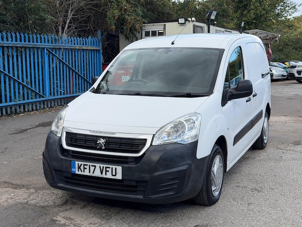 Used Peugeot Partner 2017 for sale - 76215599: Photo 2