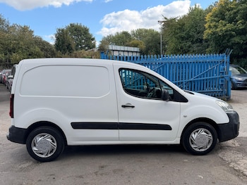 Used Peugeot Partner 2017 for sale - 76215599: Photo 4