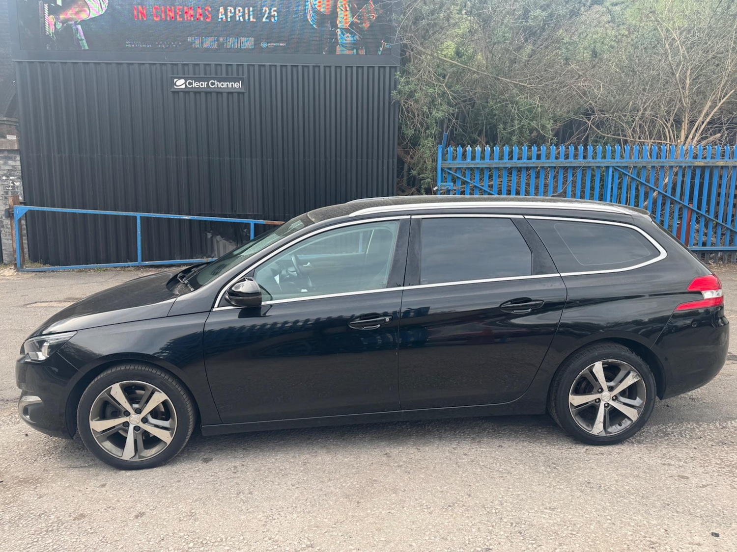 Used Peugeot 308 SW 2016 for sale - 76214049: Photo 5