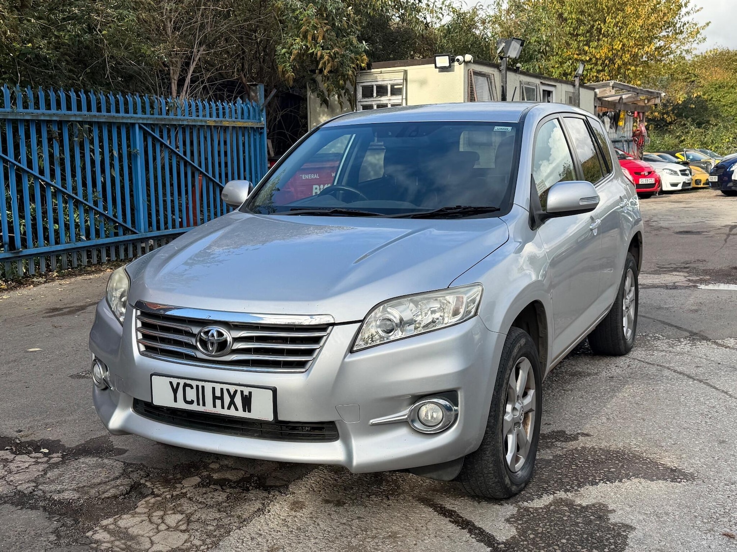 Used Toyota RAV4 2011 for sale - 76337273: Photo 2