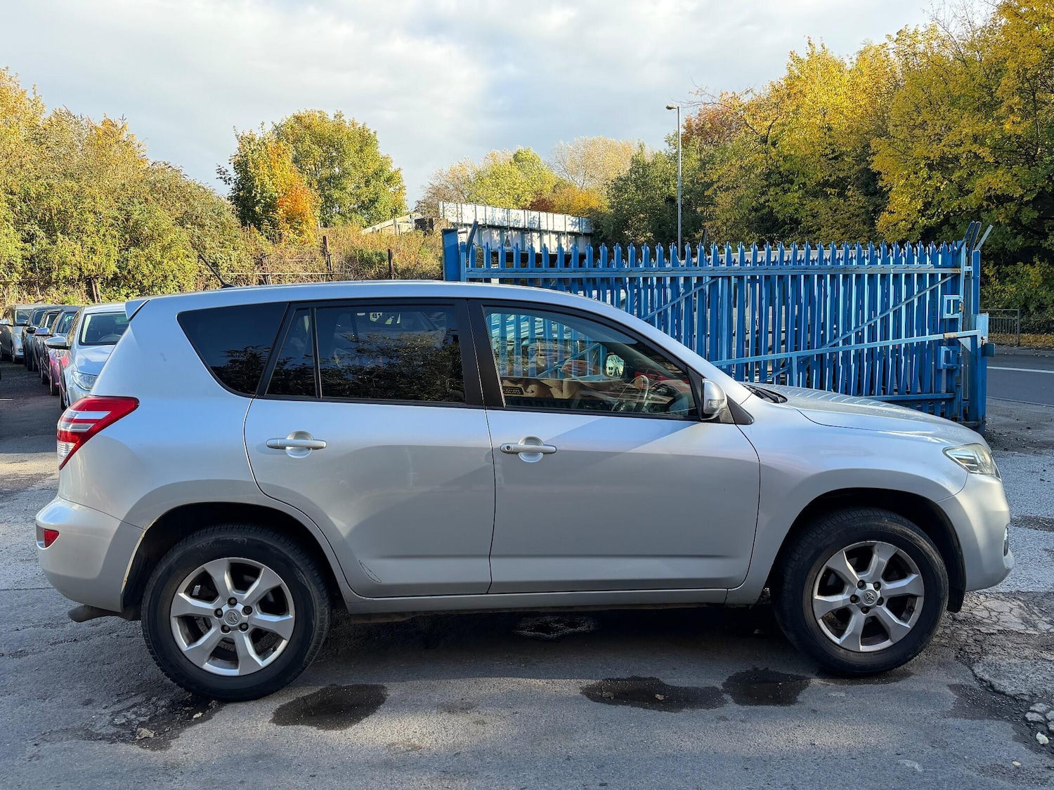 Used Toyota RAV4 2011 for sale - 76337273: Photo 3