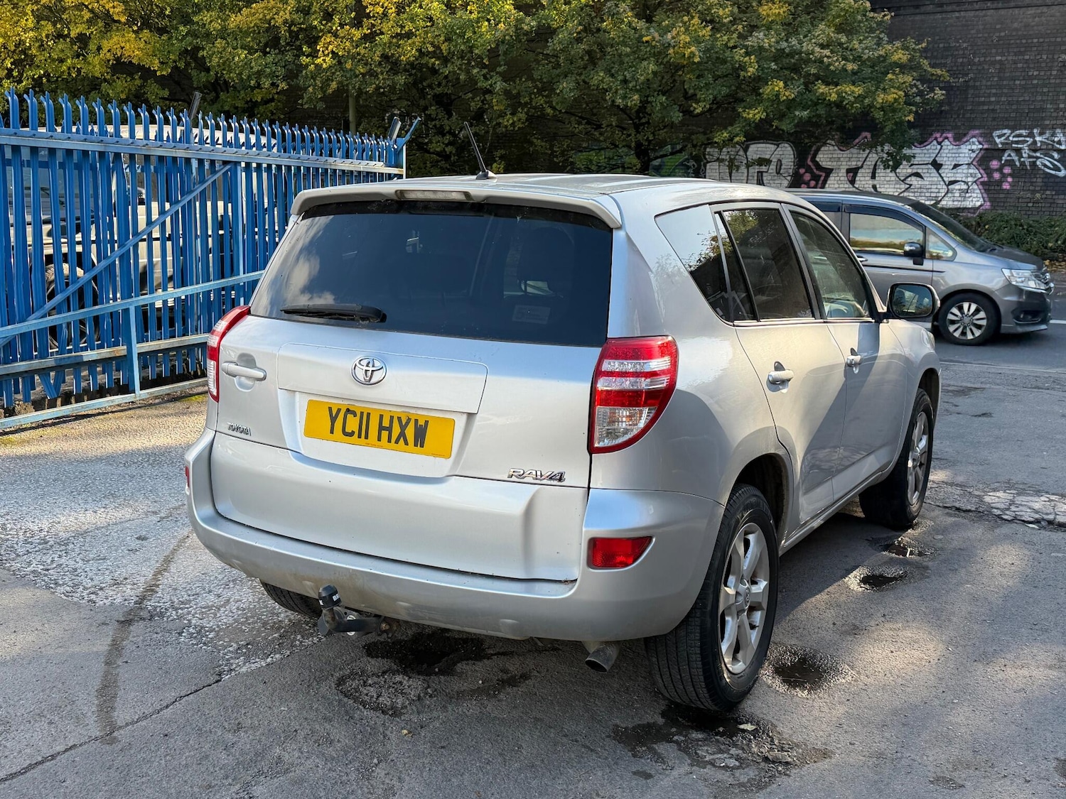 Used Toyota RAV4 2011 for sale - 76337273: Photo 5