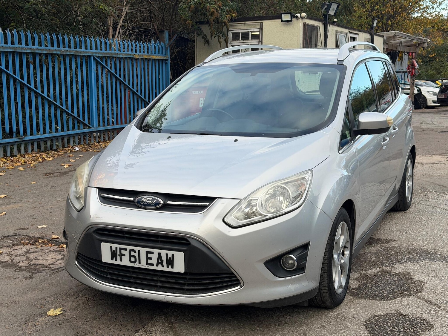 Used Ford Grand C-Max 2011 for sale - 76360832: Photo 2
