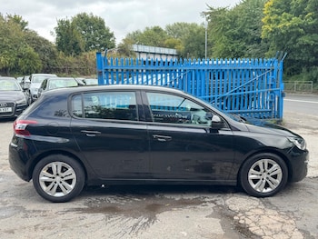 Used Peugeot 308 2016 for sale - 76213803: Photo 4