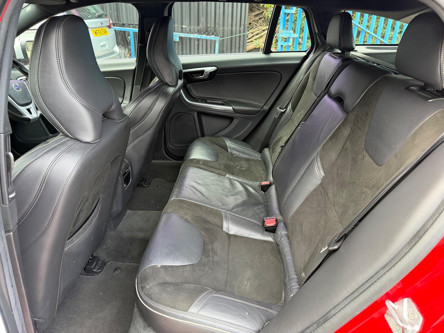 Used Volvo V60 2016 for sale - 76370963: Photo 16