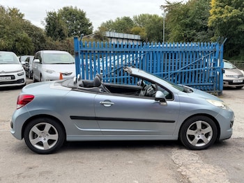 Used Peugeot 207 CC 2010 for sale - 76214541: Photo