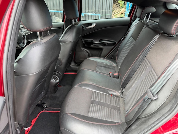 Used Alfa Romeo Giulietta 2011 for sale - 76214542: Photo 16