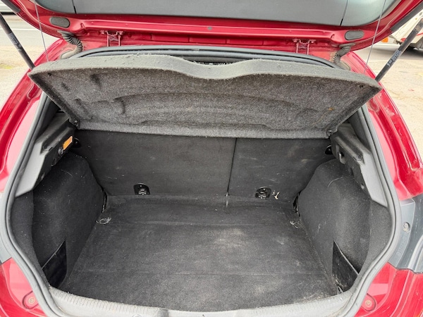 Used Alfa Romeo Giulietta 2011 for sale - 76214542: Photo 17
