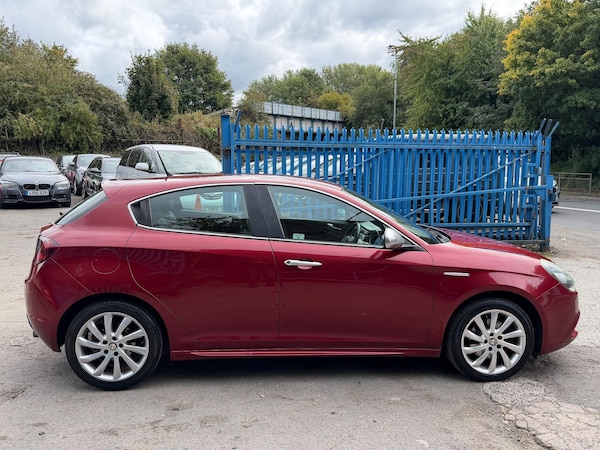 Used Alfa Romeo Giulietta 2011 for sale - 76214542: Photo 4