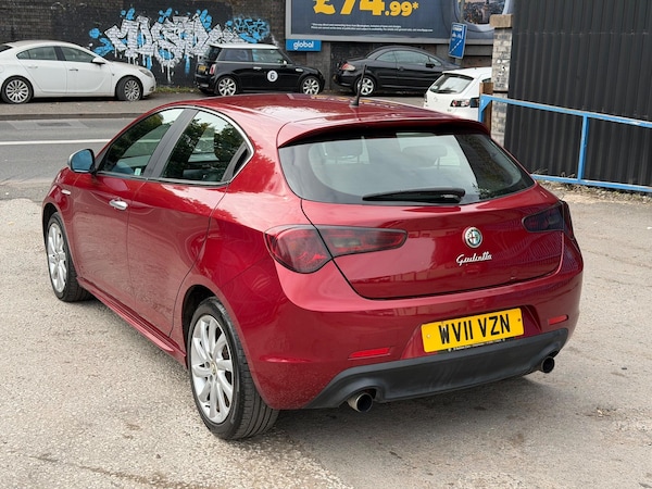Used Alfa Romeo Giulietta 2011 for sale - 76214542: Photo 7