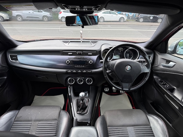 Used Alfa Romeo Giulietta 2011 for sale - 76214542: Photo 8