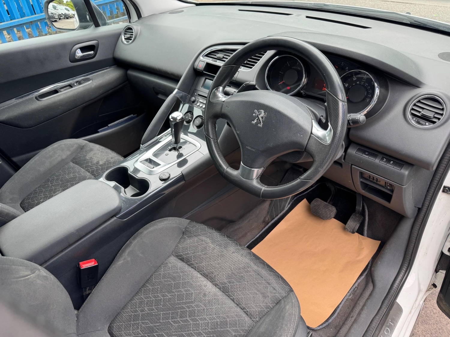 Used Peugeot 3008 2014 for sale - 76214549: Photo 12