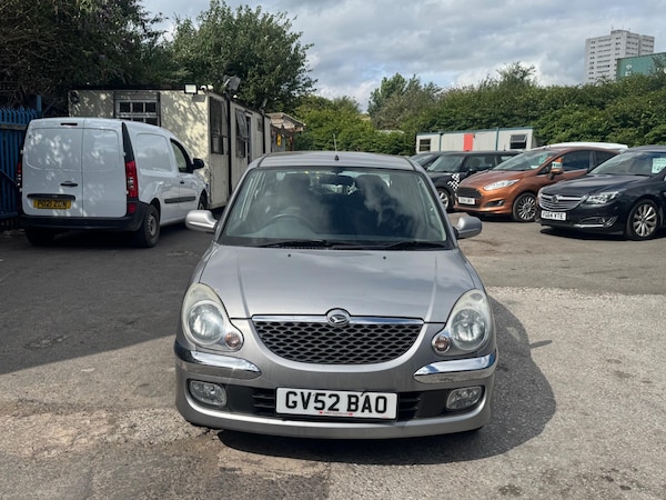 Used Daihatsu Sirion 2002 for sale - 76214507: Photo 8