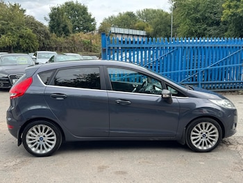 Used Ford Fiesta 2011 for sale - 75857334: Photo