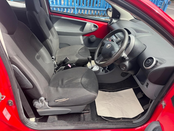Used Toyota AYGO 2009 for sale - 76306642: Photo 15