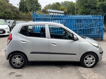 Used Hyundai i10 2010 for sale - 75608881: Photo