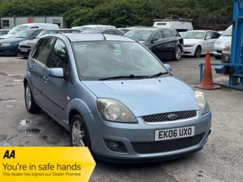 2006 (06) - 1.4 TD Ghia 5dr