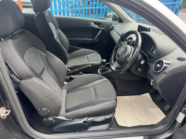 Used Audi A1 2011 for sale - 76215570: Photo 13