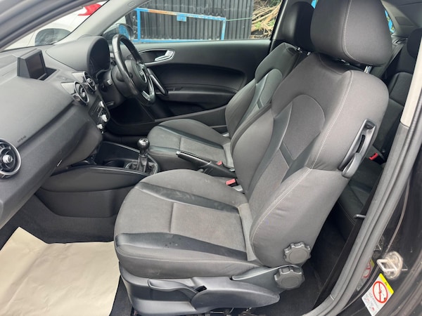 Used Audi A1 2011 for sale - 76215570: Photo 14