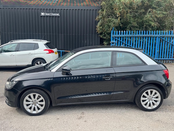 Used Audi A1 2011 for sale - 76215570: Photo 5
