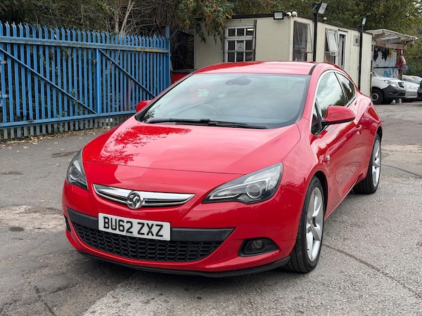 Used Vauxhall Astra GTC 2012 for sale - 76214680: Photo 2