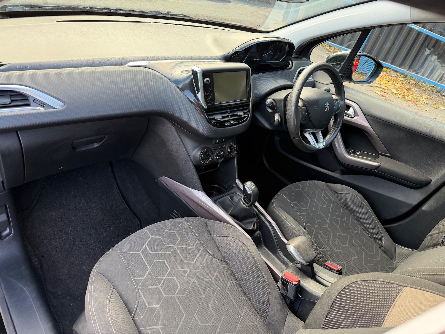 Used Peugeot 2008 2016 for sale - 76389407: Photo 14