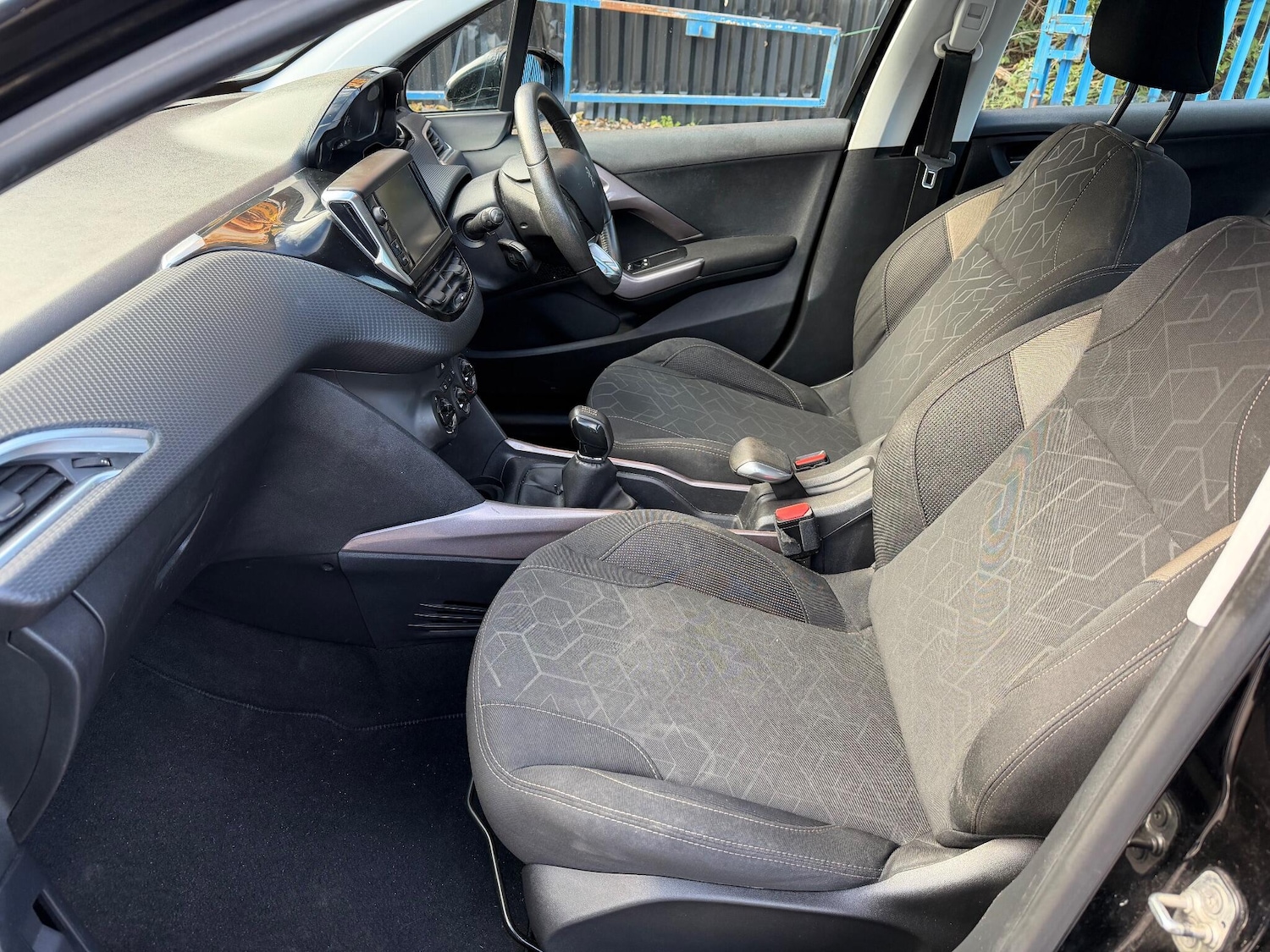 Used Peugeot 2008 2016 for sale - 76389407: Photo 15