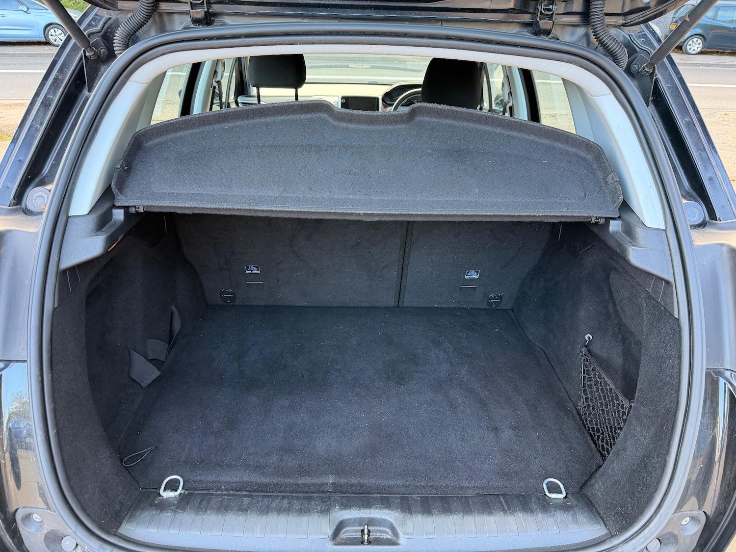 Used Peugeot 2008 2016 for sale - 76389407: Photo 17