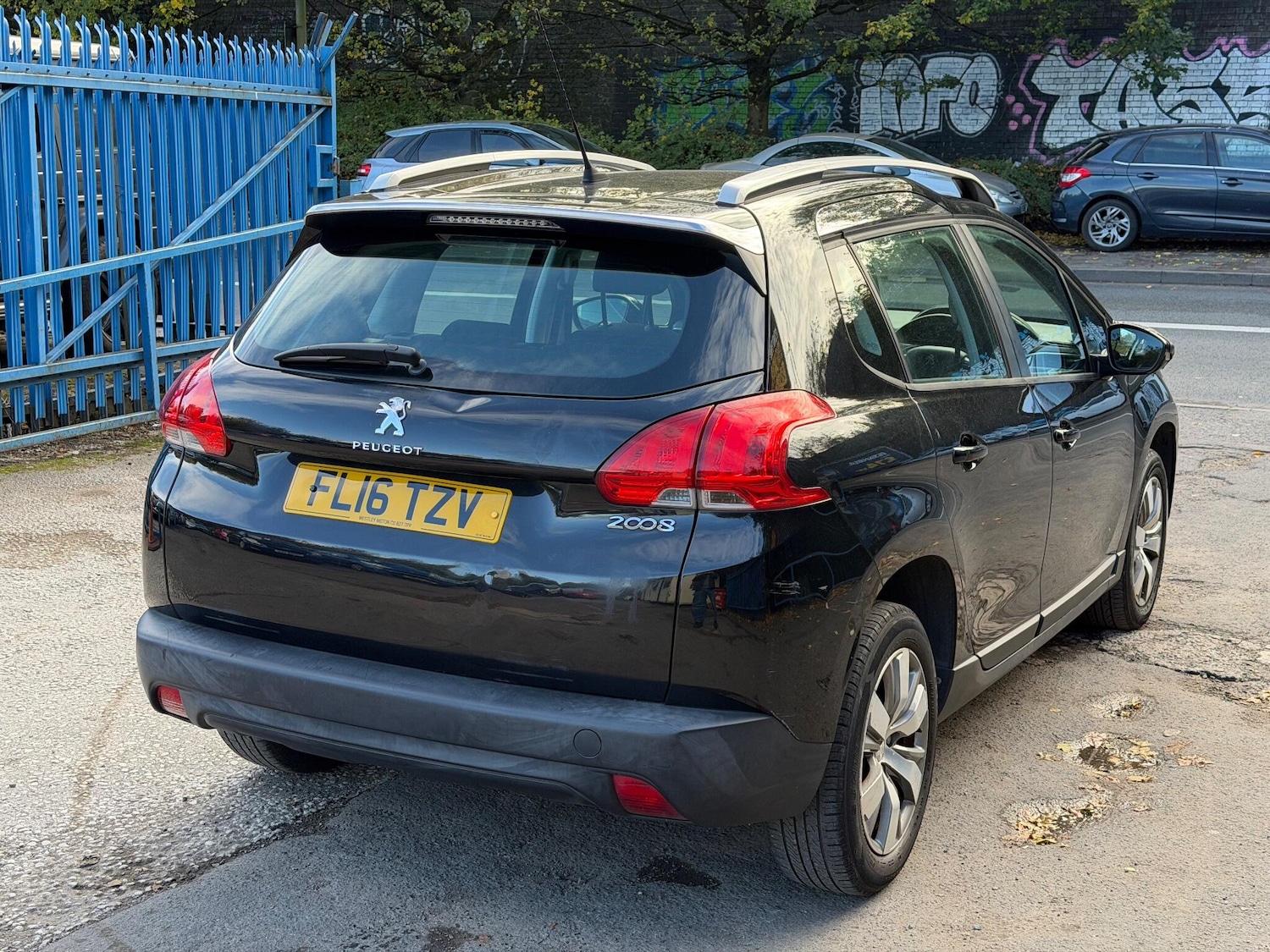 Used Peugeot 2008 2016 for sale - 76389407: Photo 6