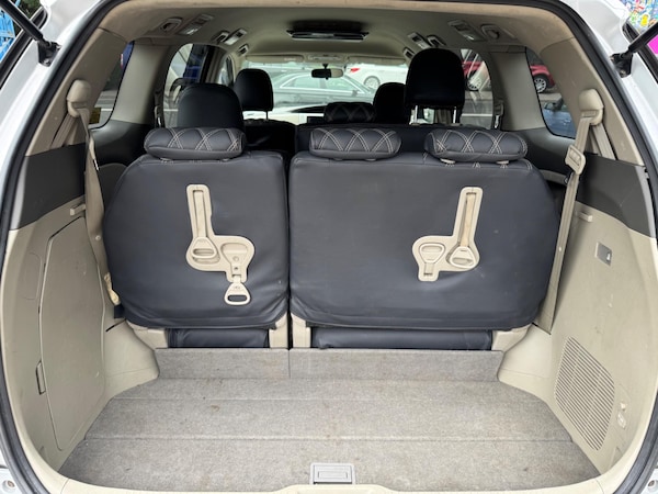 Used Toyota Estima 2018 for sale - 76214691: Photo 18