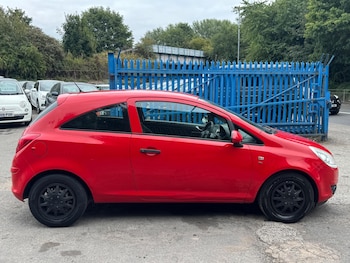 Used Vauxhall Corsa 2010 for sale - 75669855: Photo