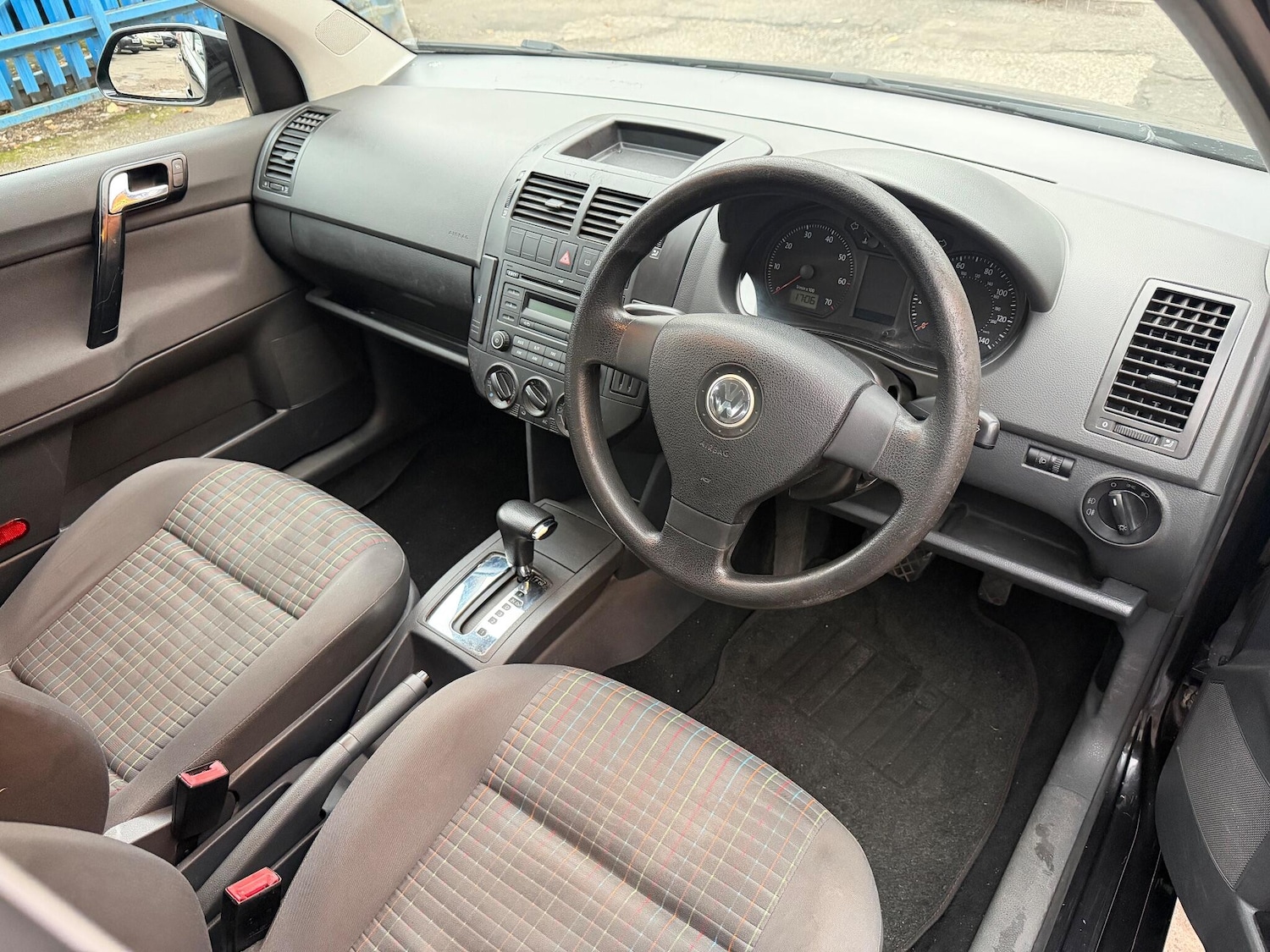 Used Volkswagen Polo 2007 for sale - 76424725: Photo 12